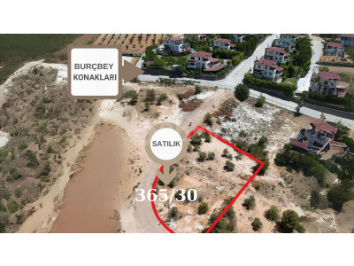 3BAY OKTAY SAĞLAMCI'DAN İMARLI TEK TAPU VİLLA ARSASI